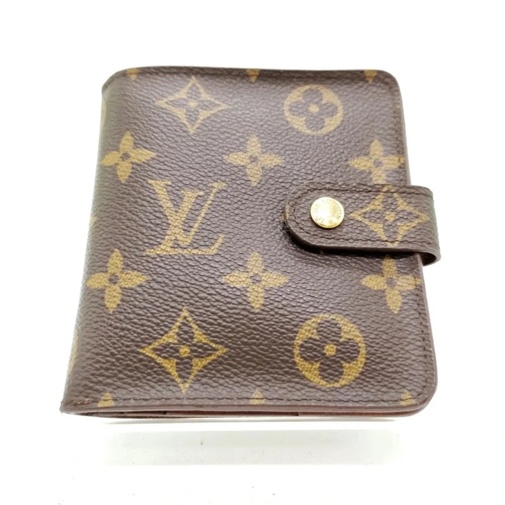 Louis Vuitton Monogram Wallet
